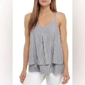 Crown & Ivy Striped swing tank